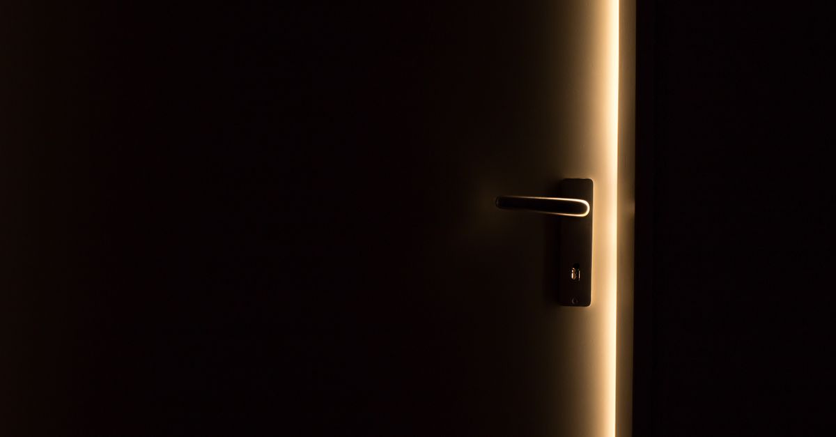 Door Won't Latch or Keeps Popping Open? Here's What's Actually Wrong — Orange NJ Locksmith